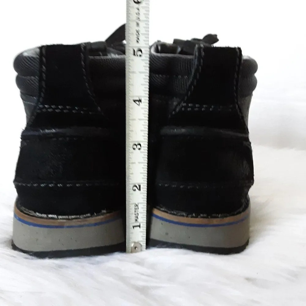 Clarks Chukka Boots Men's size US 7.5M Nubuck Leather Black
